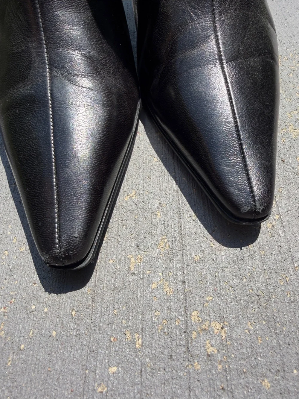 Anne Klein Black Pointed-Toe Leather Ankle Boots kitten heel 7 1/2 100% leather